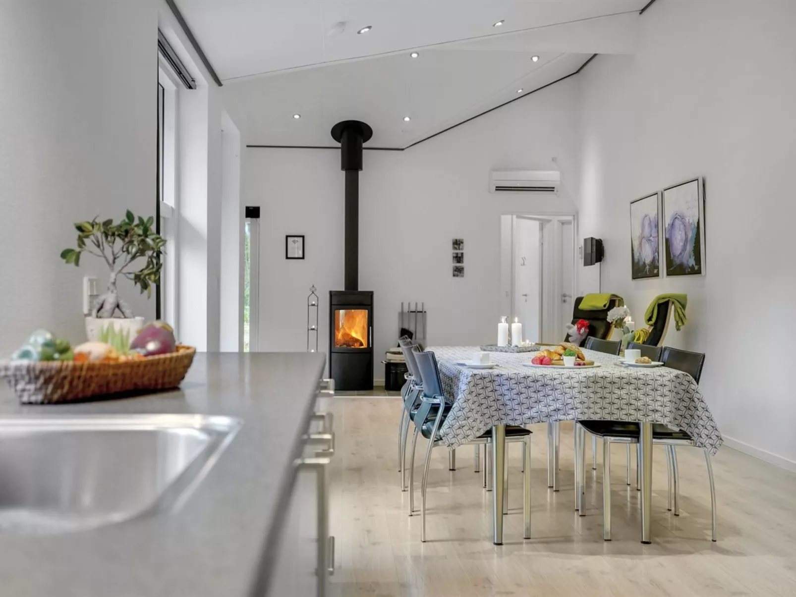 "Hekla" - 30km from the sea-Drinnen