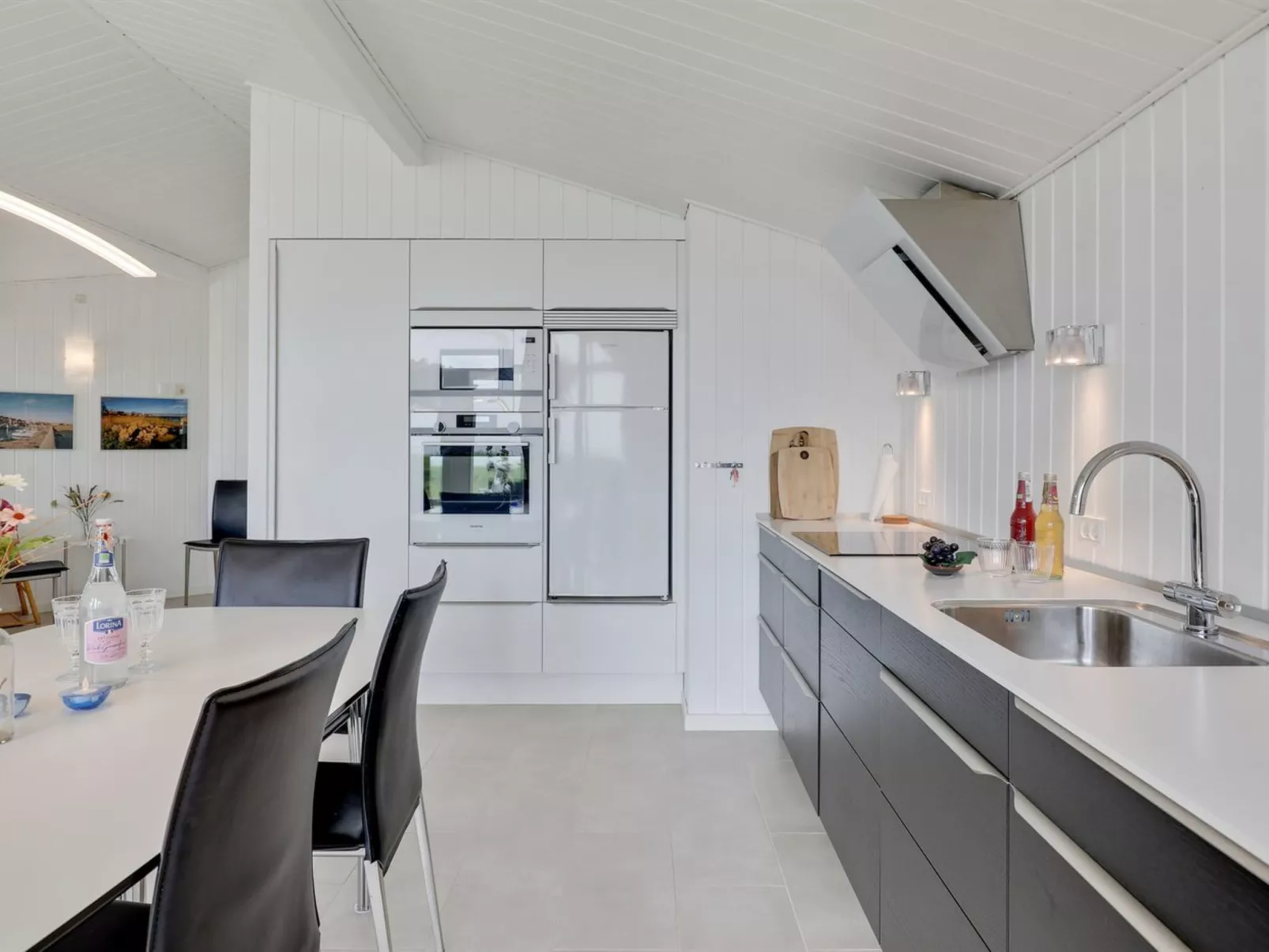 "Botolphus" - 20m from the sea-Dedans