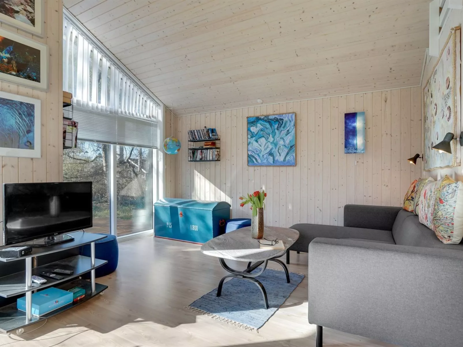 "Tancred" - 200m from the sea-Dedans