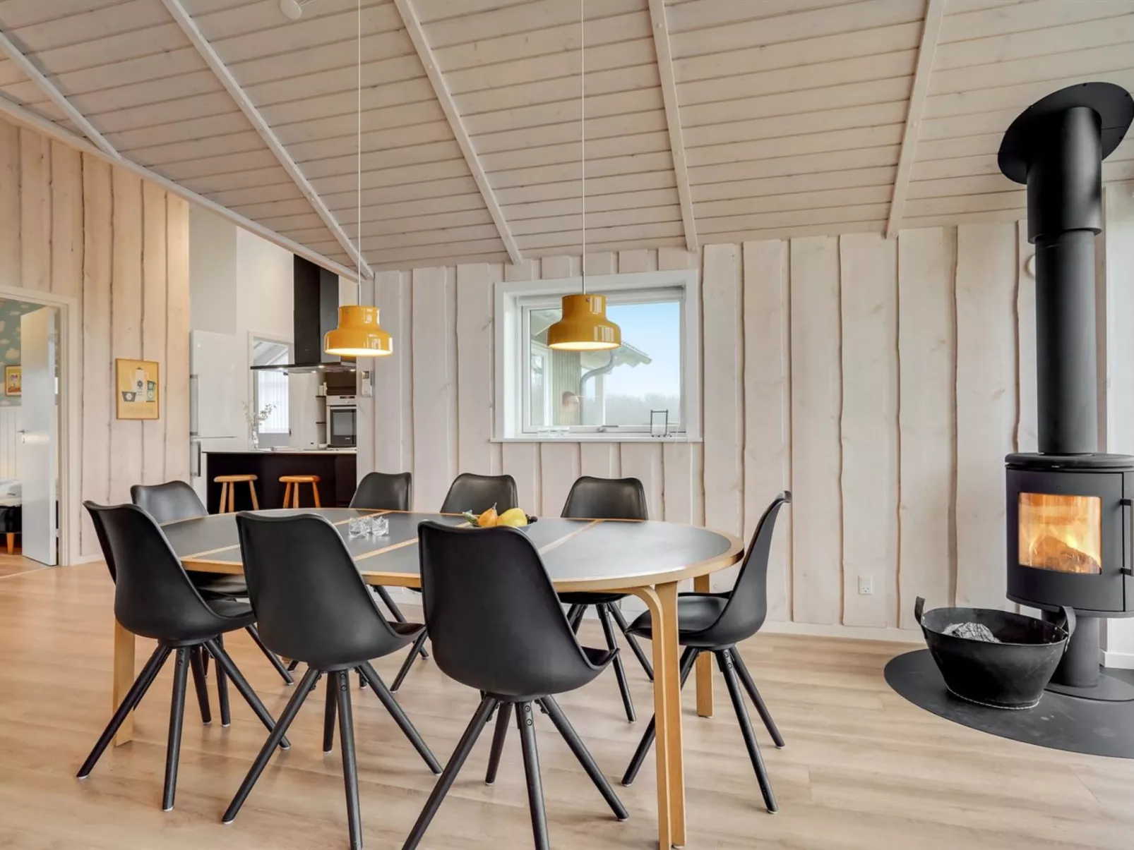 "Ano" - 950m from the sea-Inside