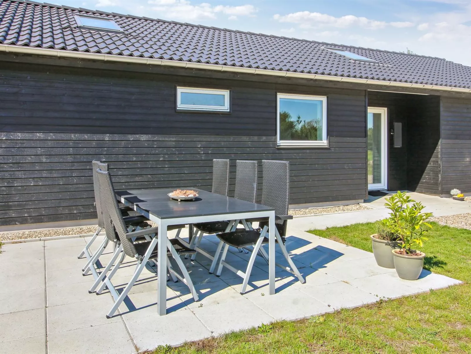 "Anuk" - 2.3km from the sea-Draußen