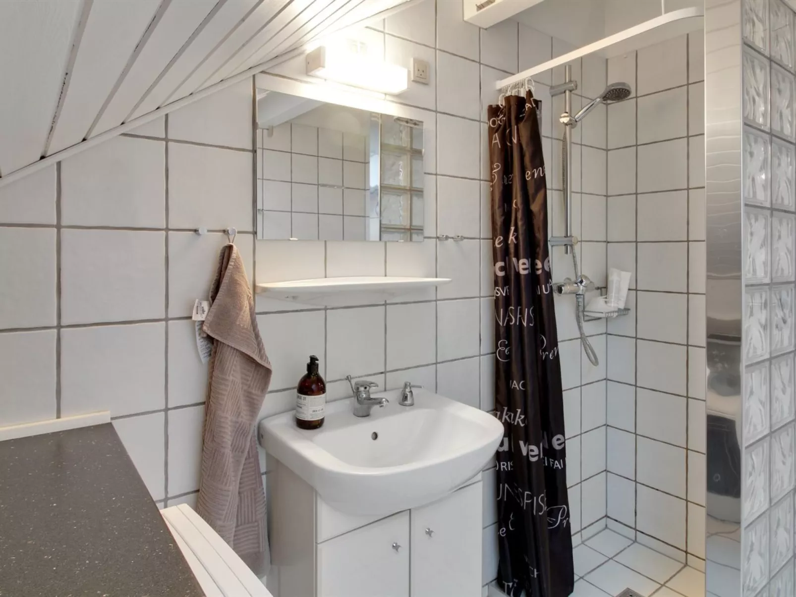 "Aslef" - 2.3km from the sea-Dedans