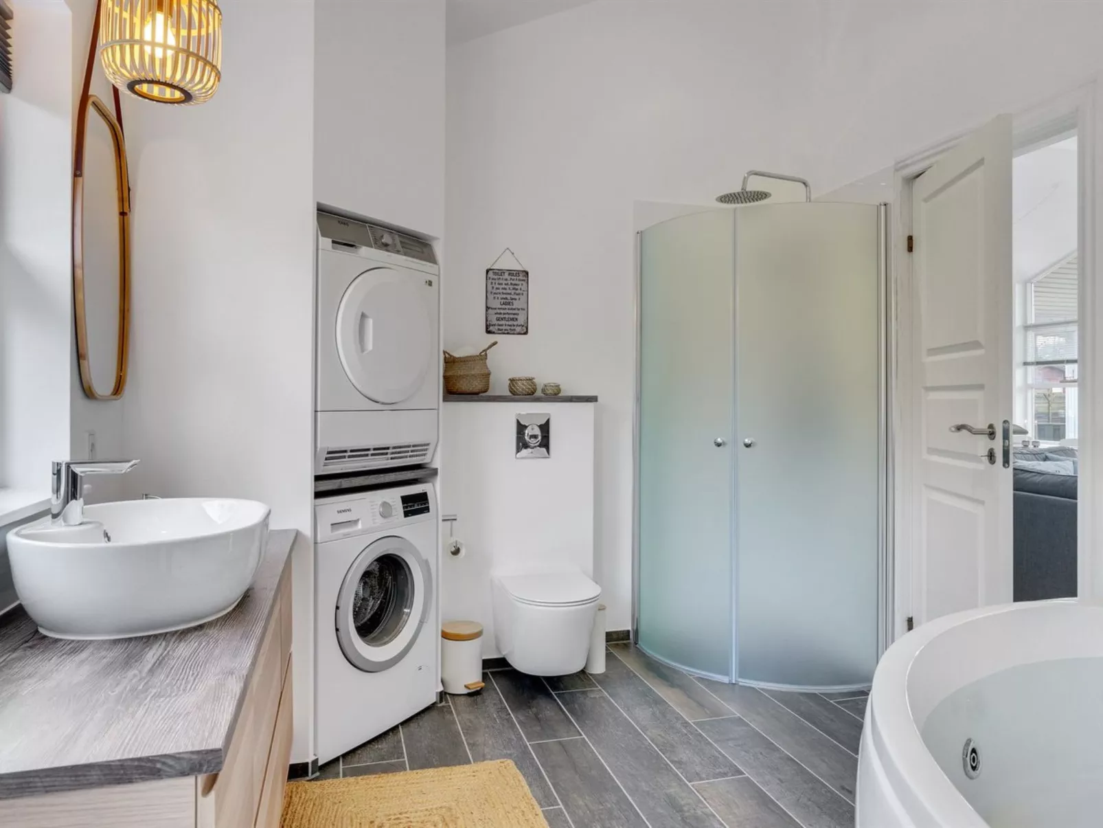 "Asgard" - 500m from the sea-Drinnen