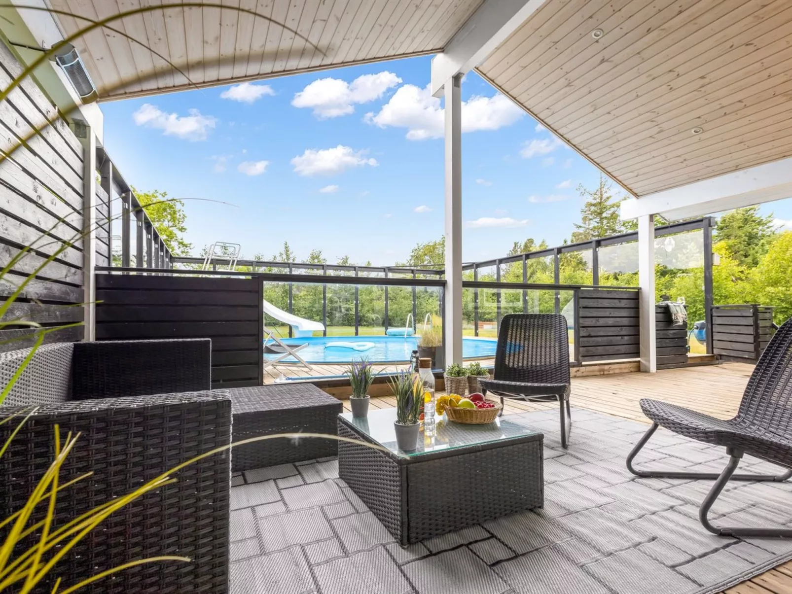 "Herta" - 700m from the sea-Outside