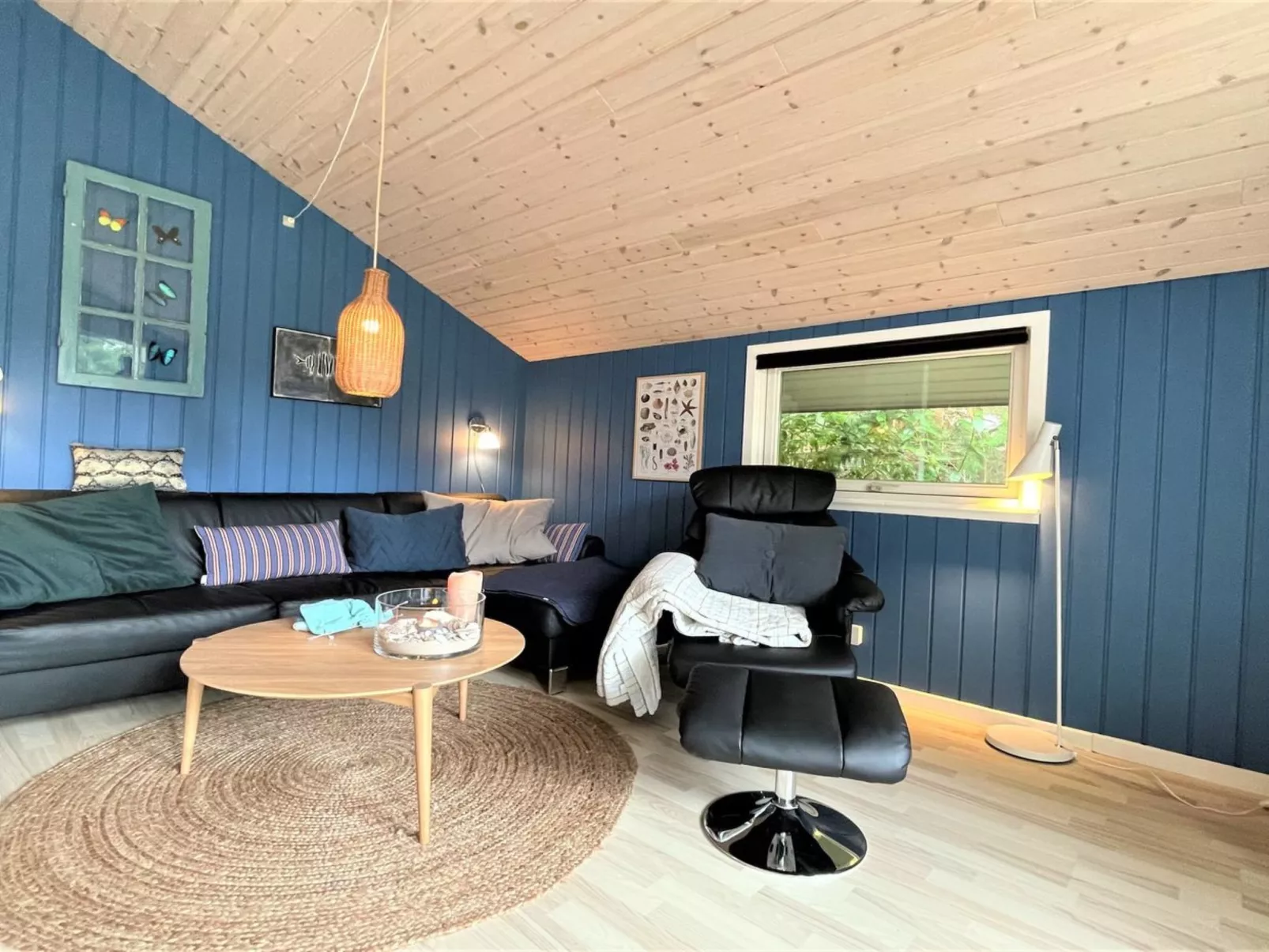 "Estelle" - 575m to the fjord-Inside