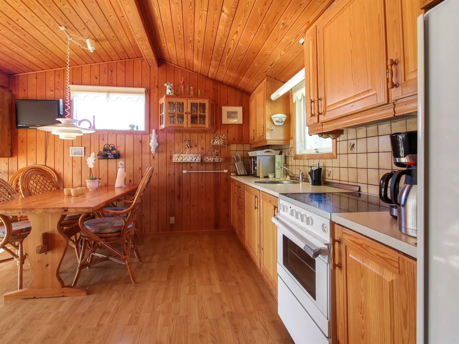 "Bjari" - 850m from the sea-Inside