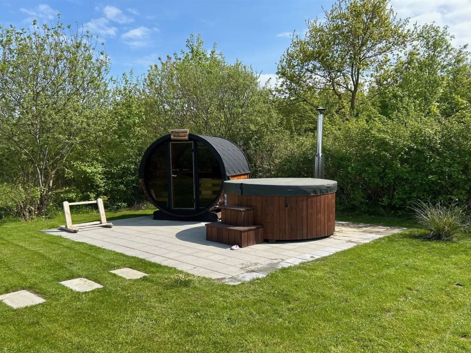 "Hasten" - 600m from the sea-Outside