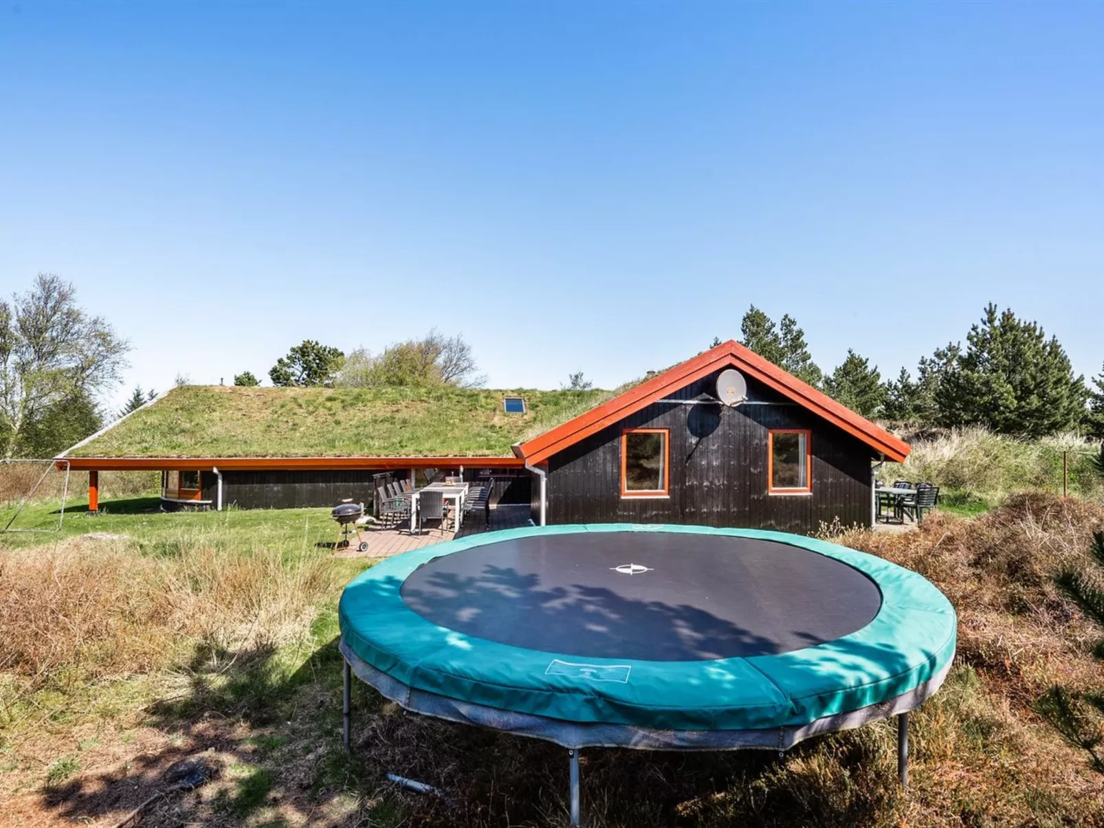 "Niyazi" - 3.1km from the sea-Outside