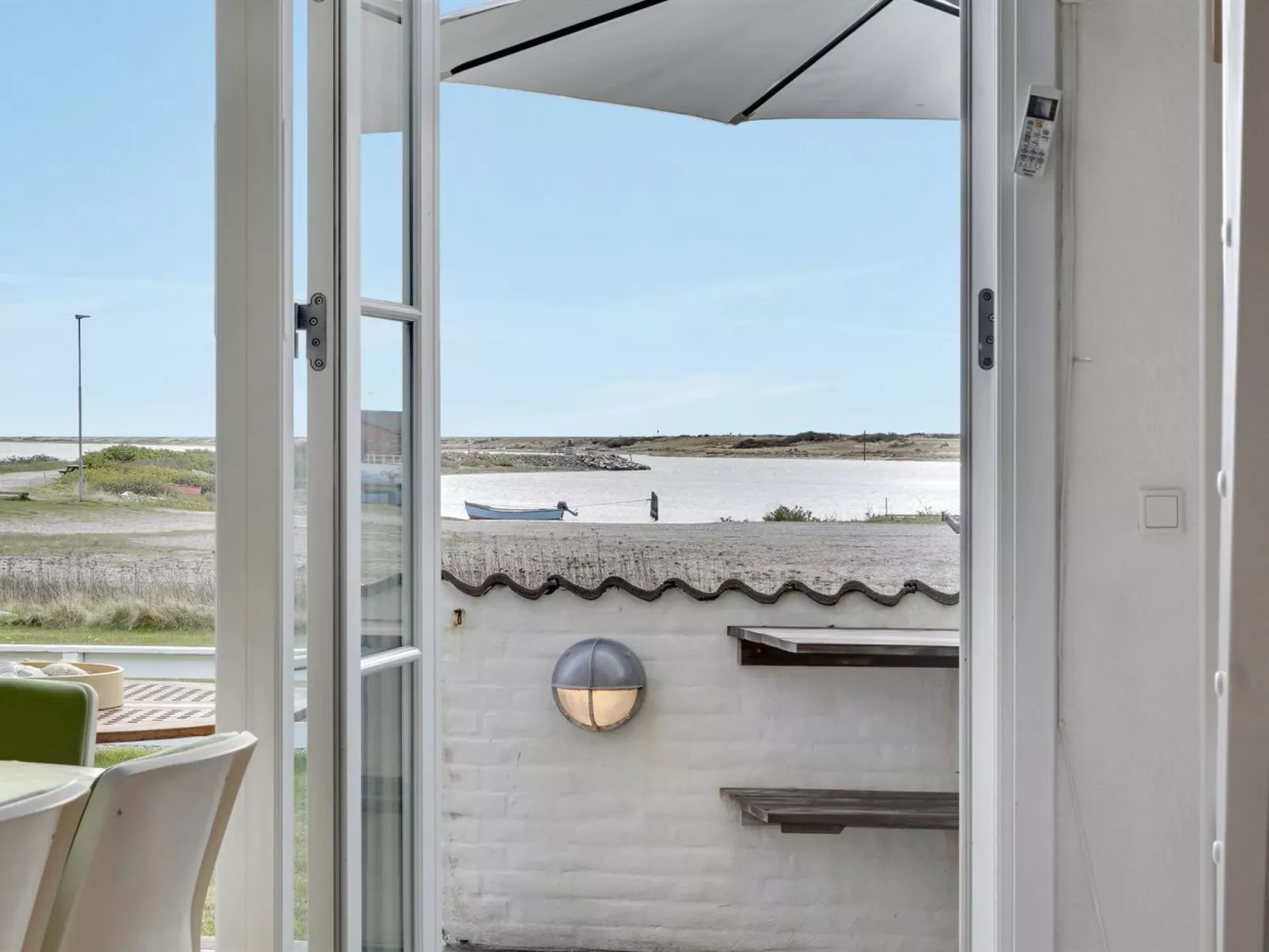 "Siunde" - 100m to the fjord-Outside