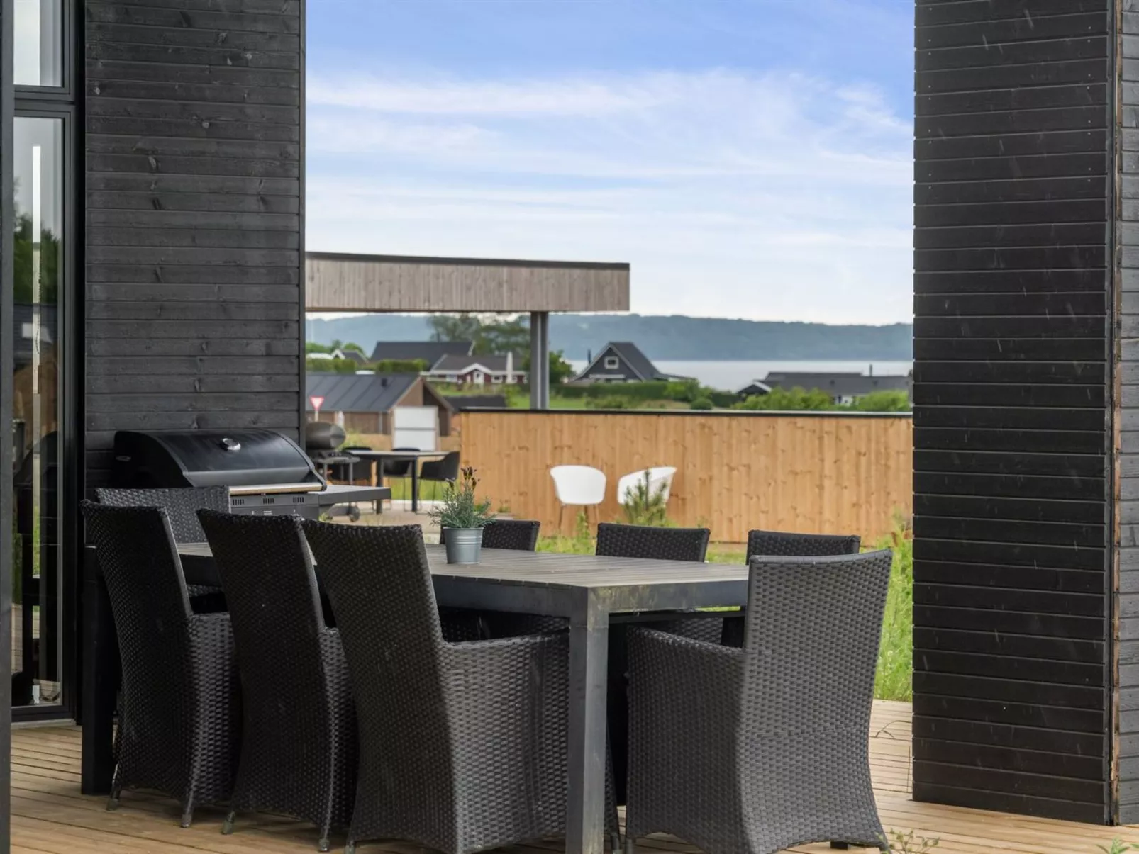 "Anelle" - 500m from the sea-Outside