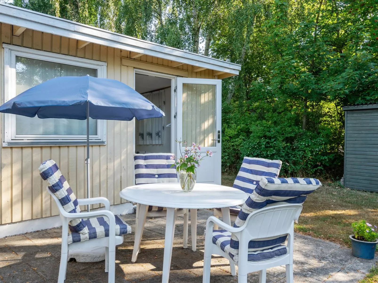 "Guthbrand" - 900m from the sea-Outside