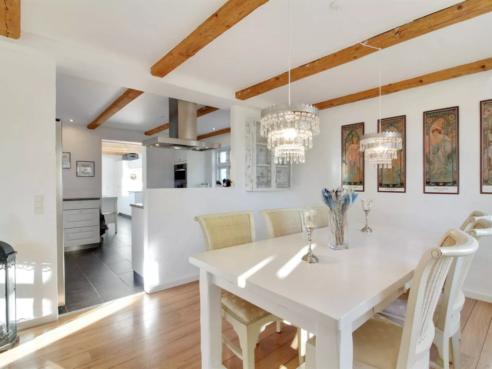 "Iara" - 6km from the sea-Inside