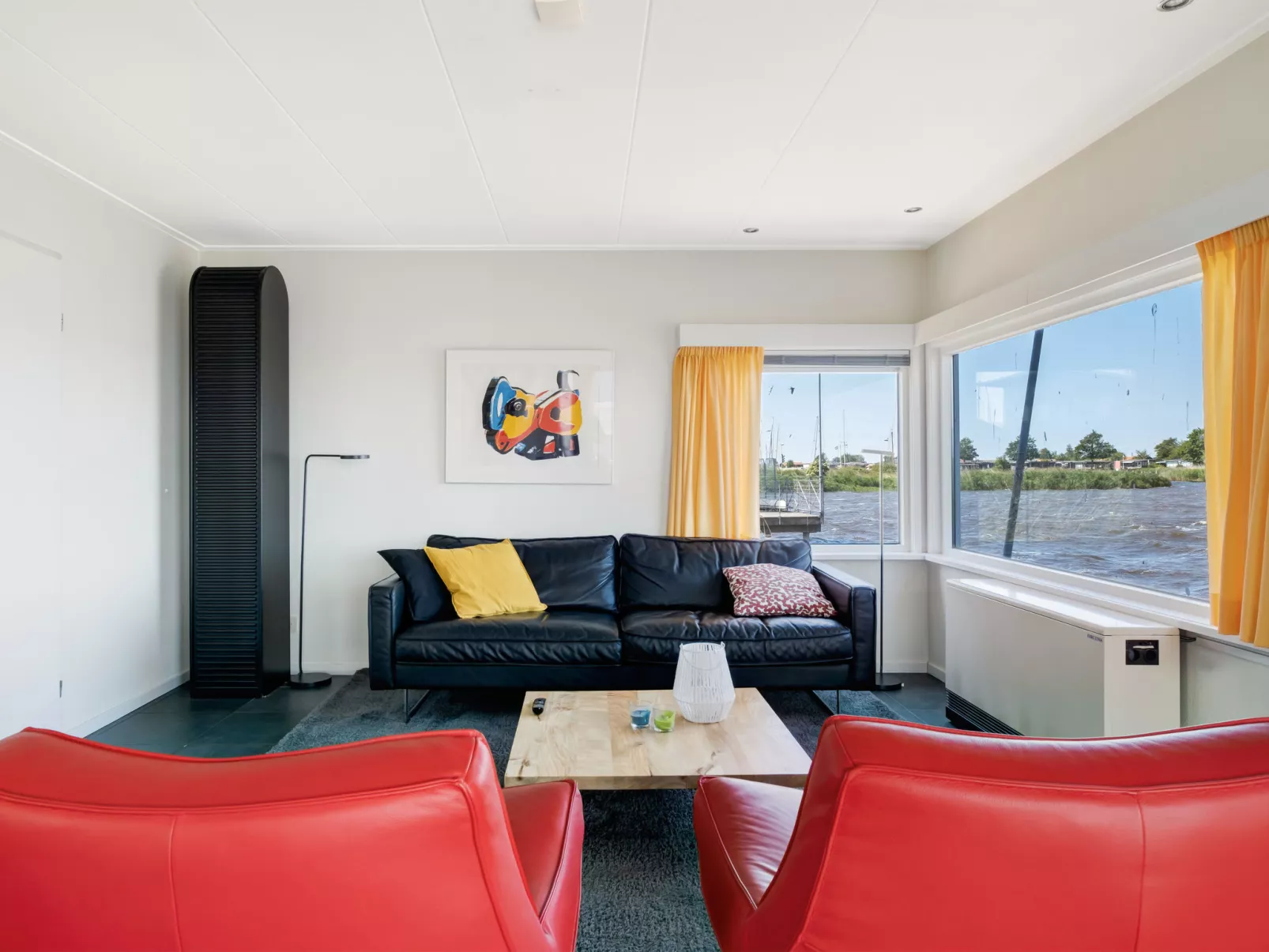 Jachthaven Oostmahorn-Inside