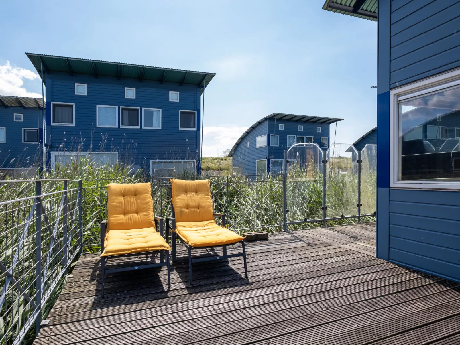Jachthaven Oostmahorn-Outside