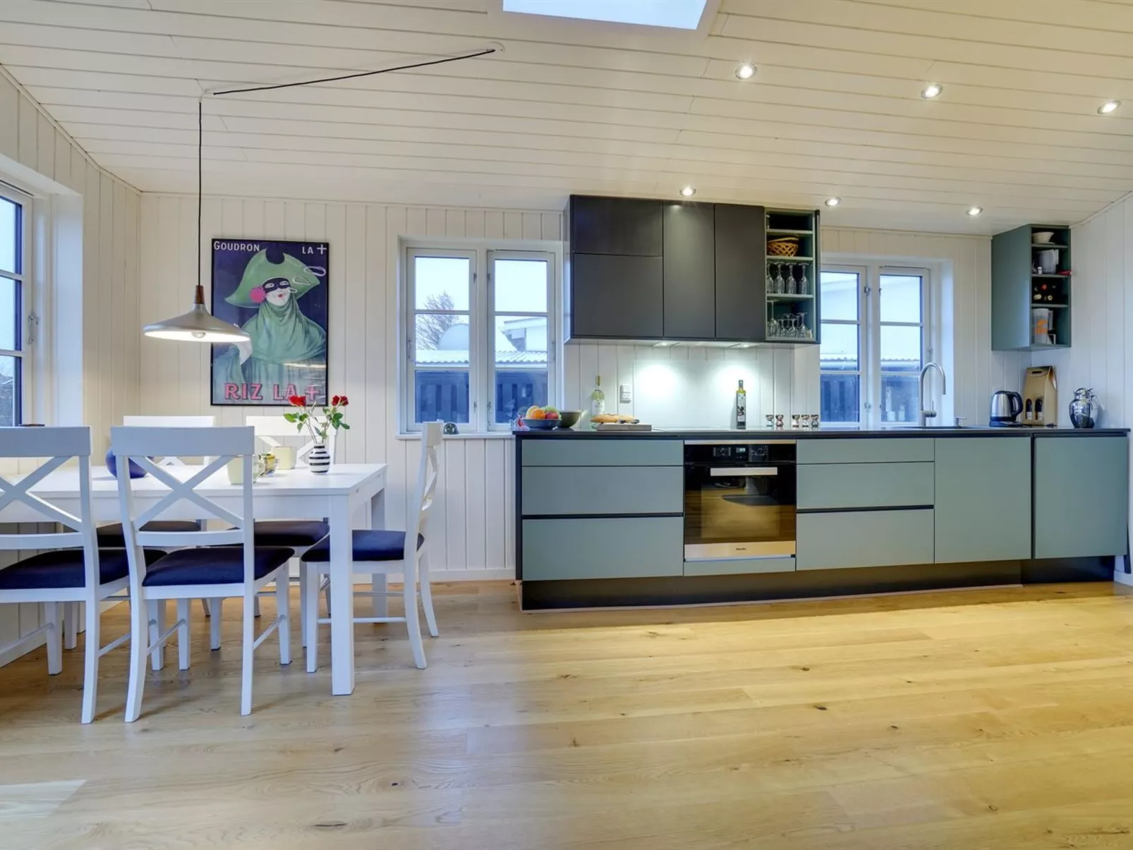 "Sofine" - 250m from the sea-Inside