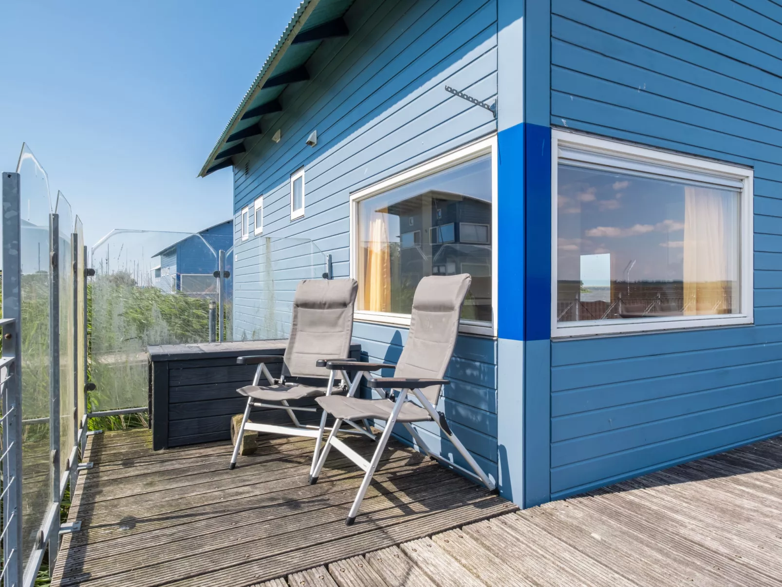 Jachthaven Oostmahorn-Outside