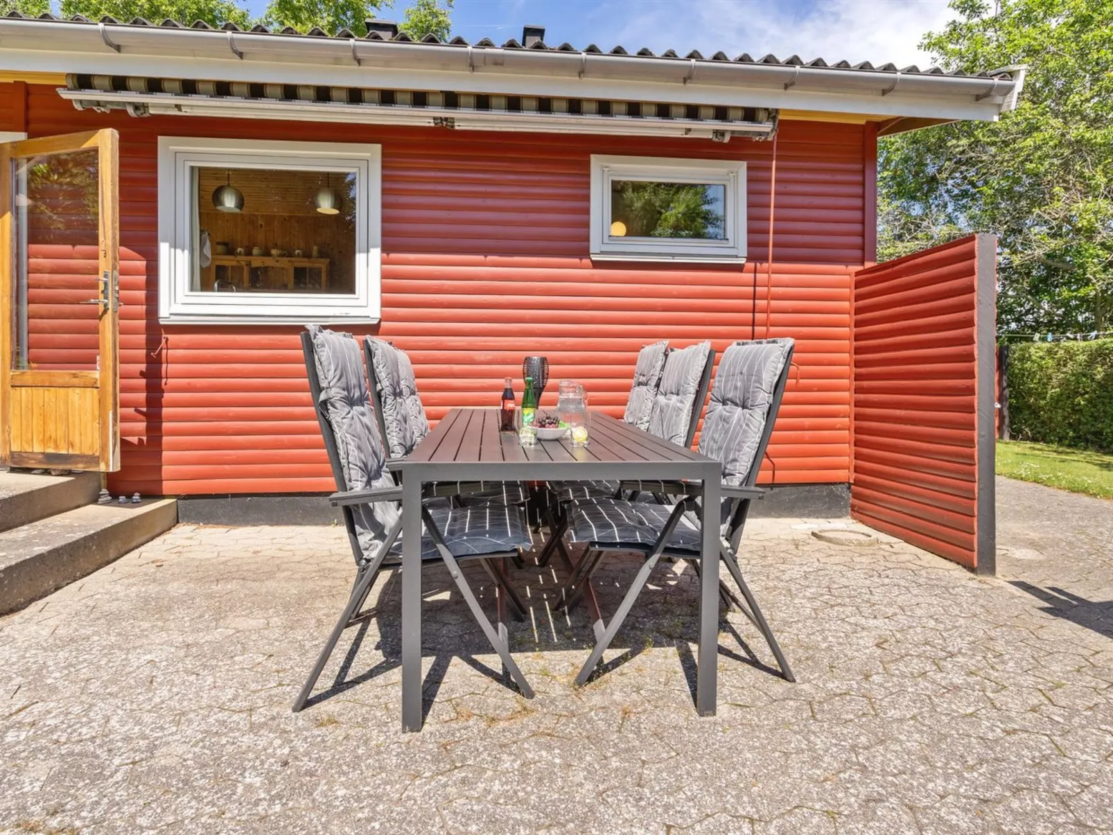 "Hege" - 450m from the sea-Outside