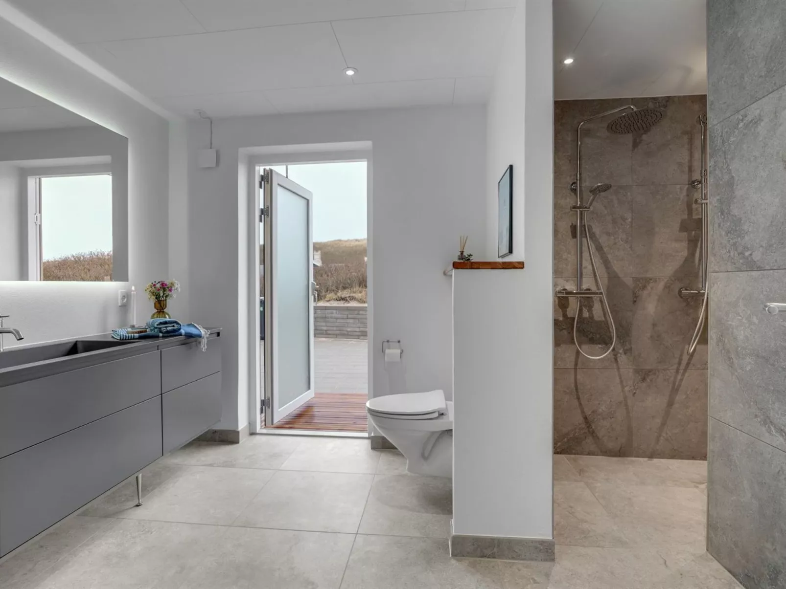 "Annelouise" - 100m from the sea-Inside