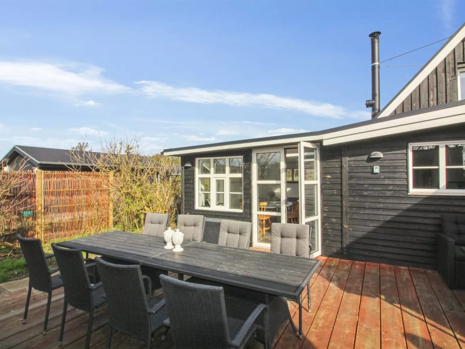 "Janakij" - 475m from the sea-Draußen