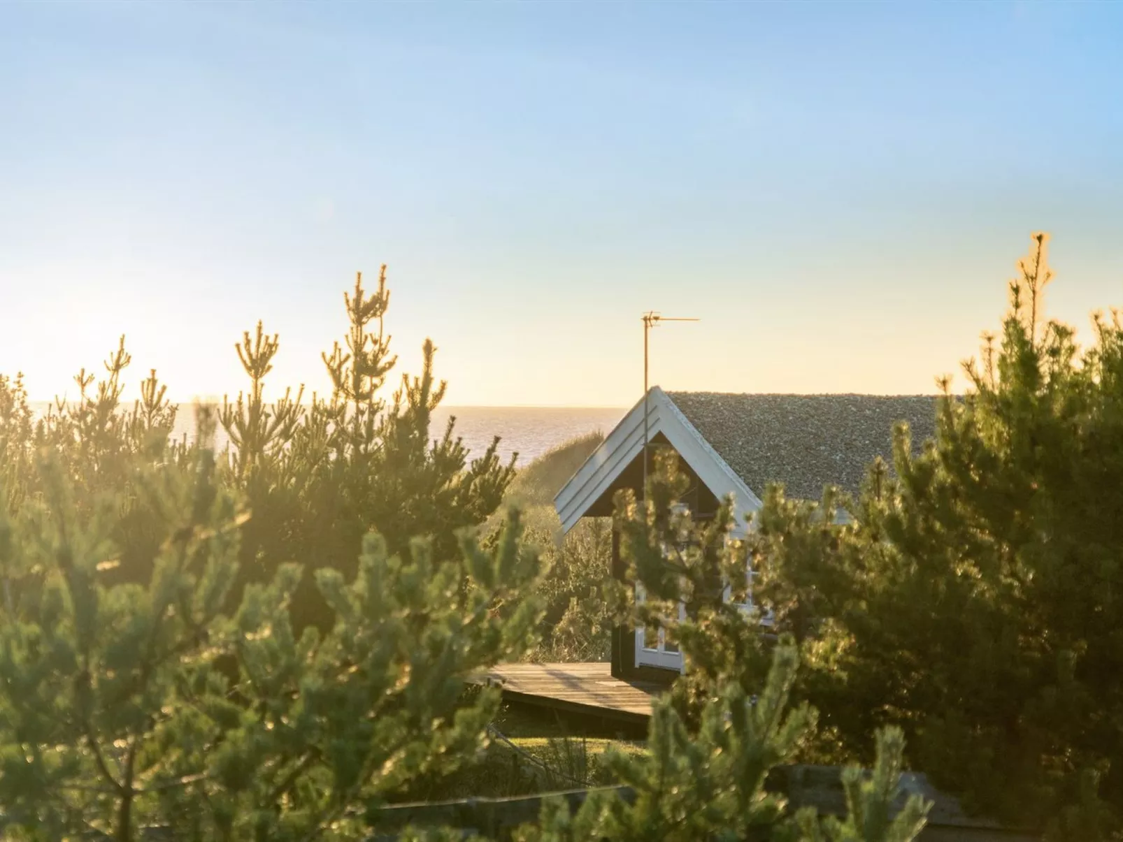 "Ariana" - 150m from the sea-Dehors