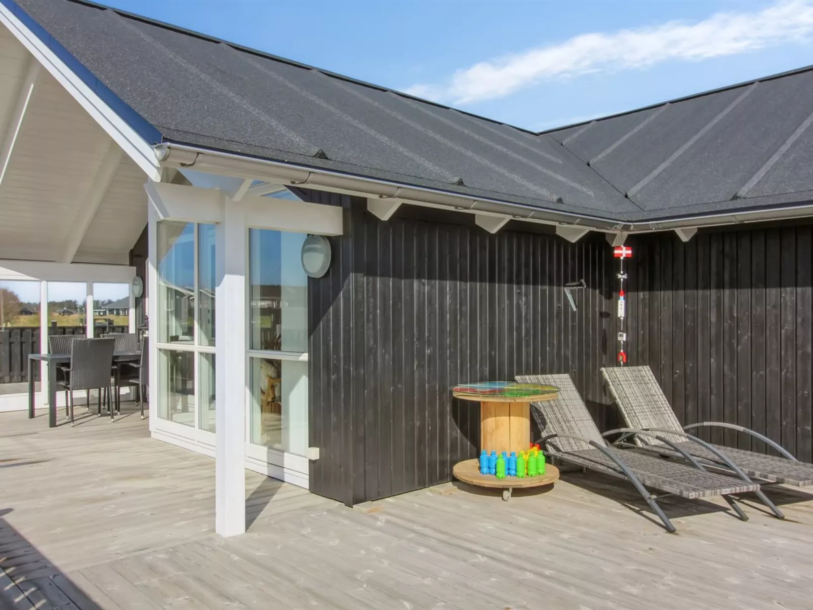 "Mirkka" - 1.5km from the sea-Outside