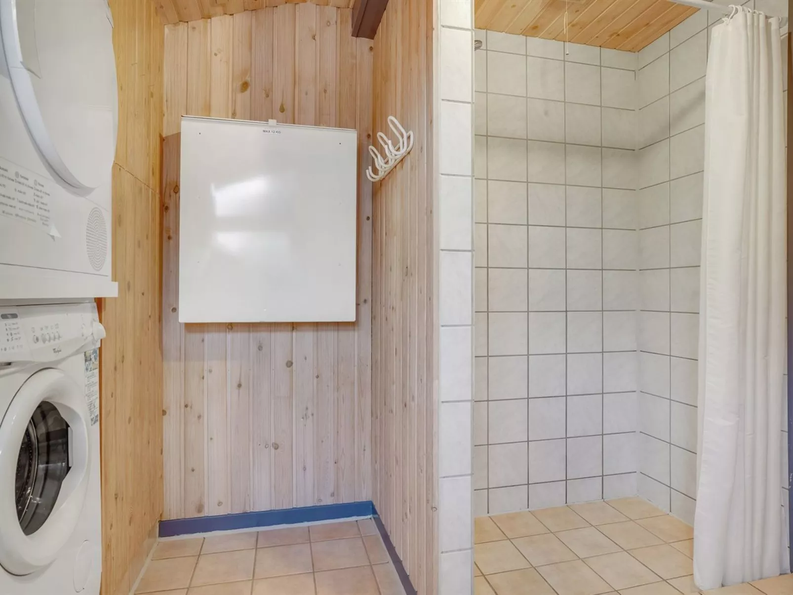 "Frudde" - 400m from the sea-Inside