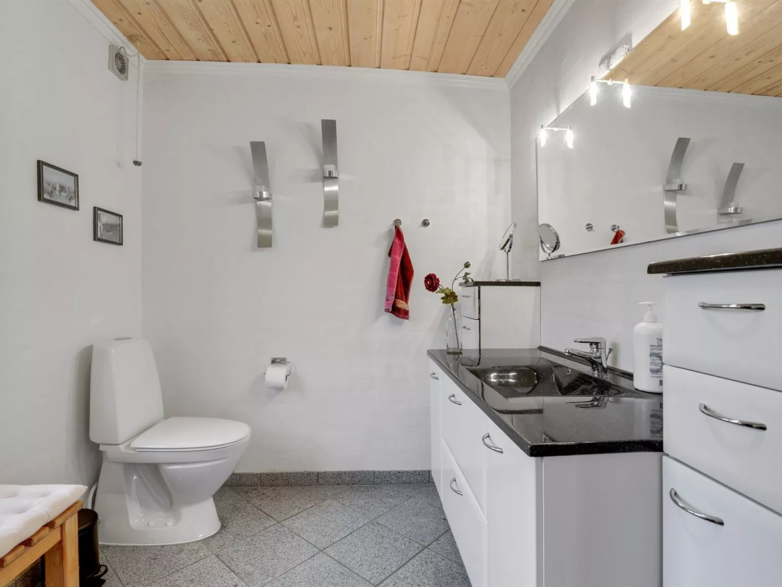 "Jolin" - 200m from the sea-Inside