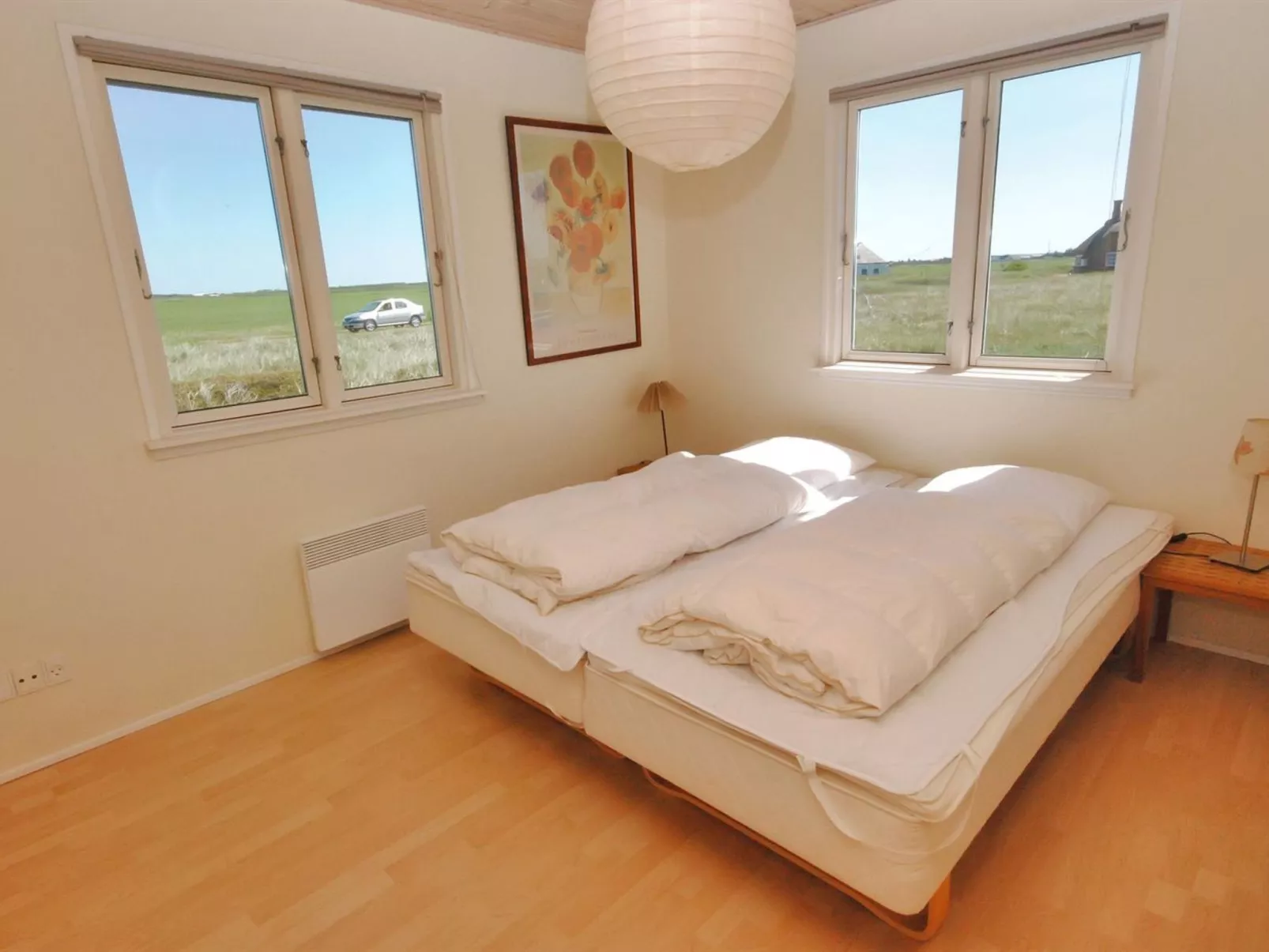 "Ernbiorn" -  from the sea-Inside