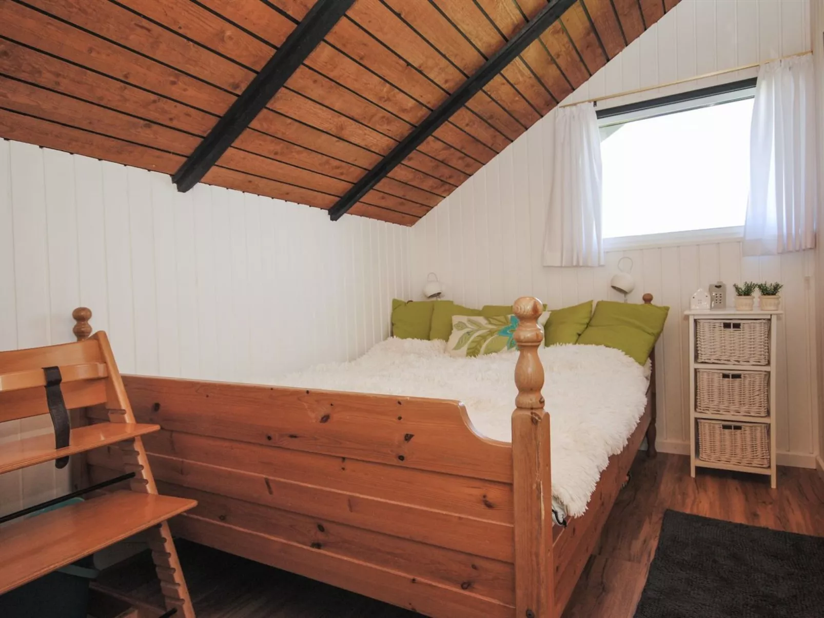 "Sakulf" - 600m from the sea-Inside