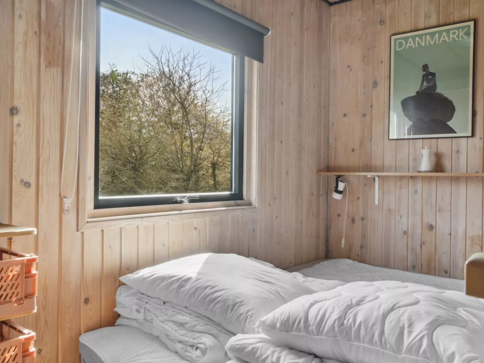 "Frode" - 400m from the sea-Inside