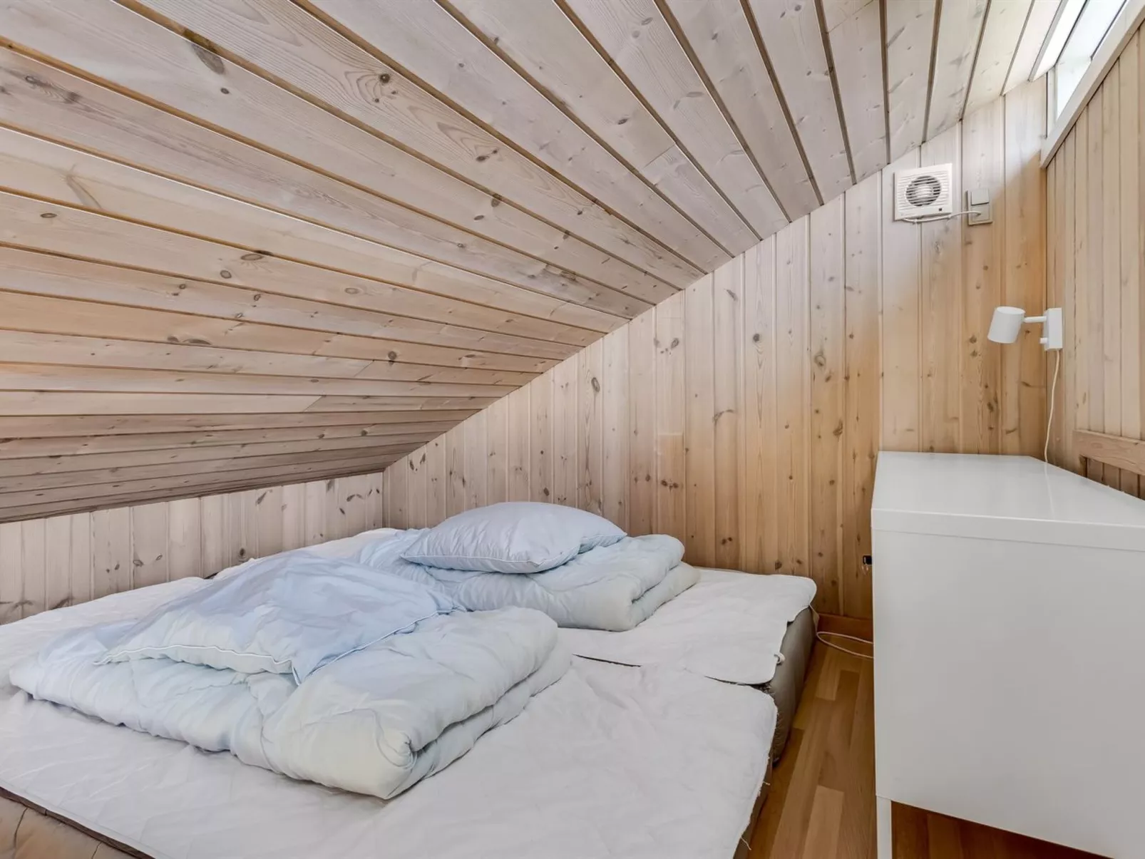 "Rustam" - 600m from the sea-Inside