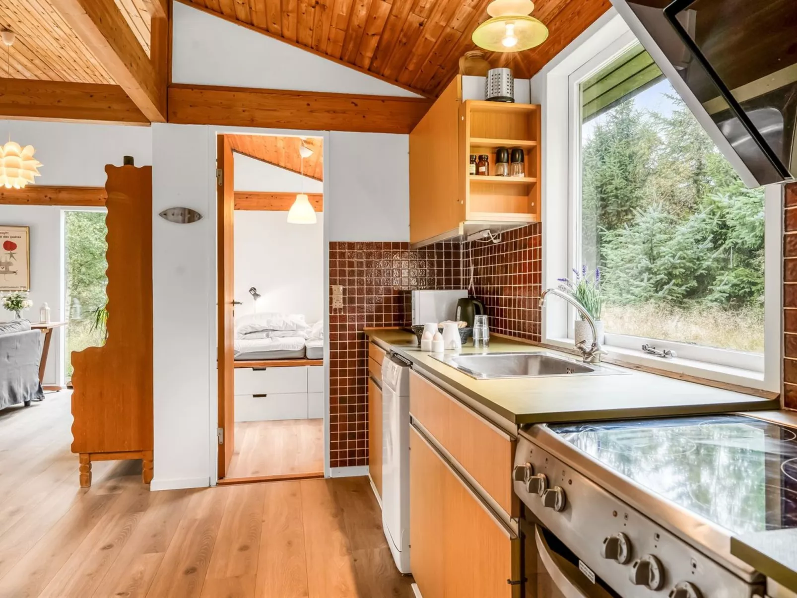 "Thomine" - 200m from the sea-Drinnen