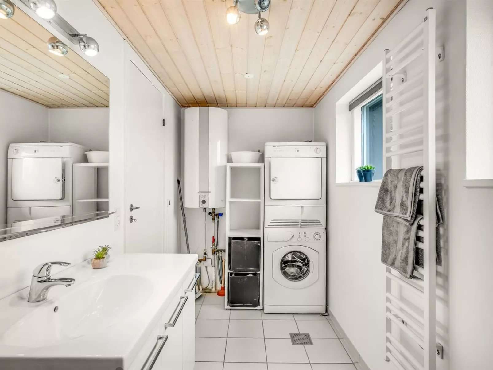 "Samuli" - 400m from the sea-Inside