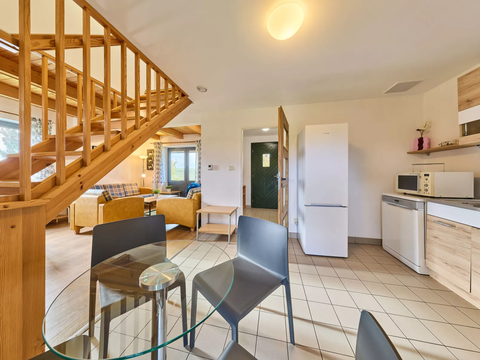 Holiday Hill 58-Dedans