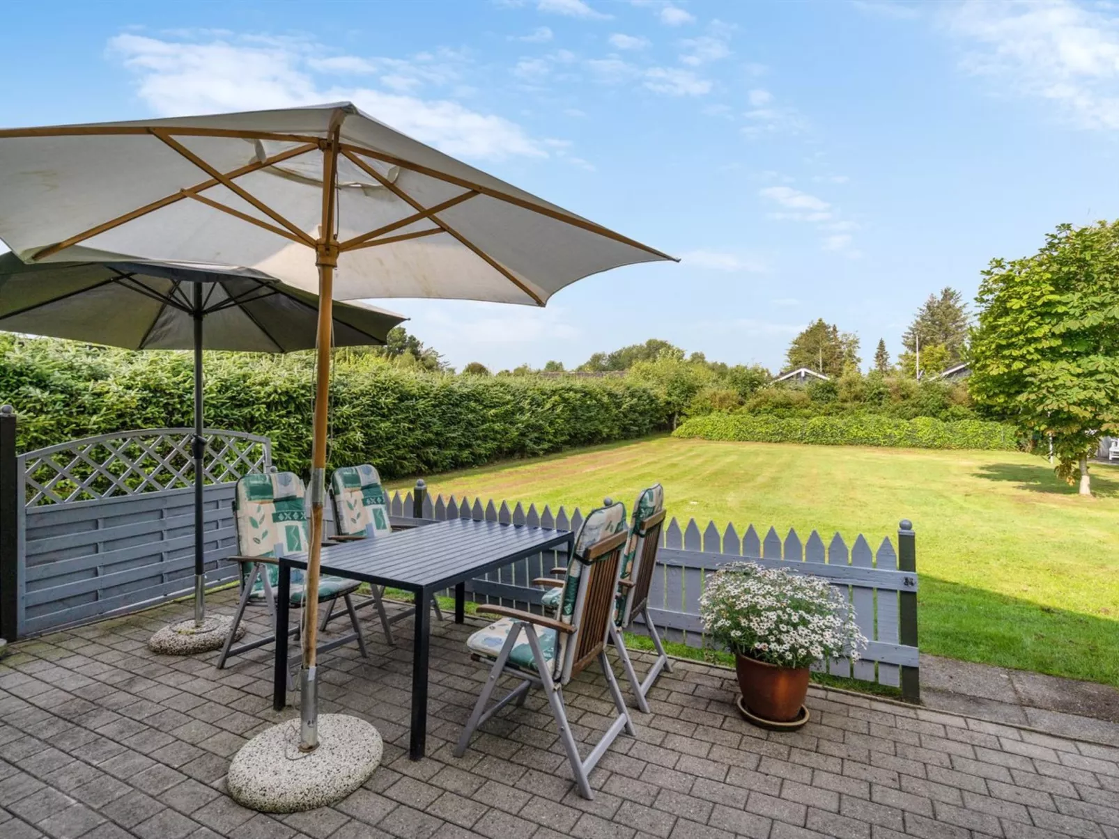 "Thorgarth" - 1.2km from the sea-Outside