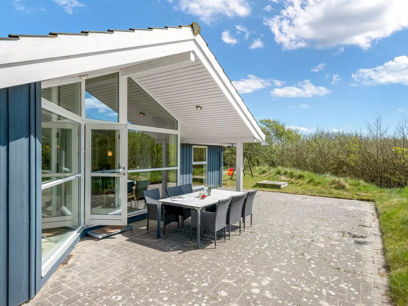 "Dagny" - 300m from the sea-Outside