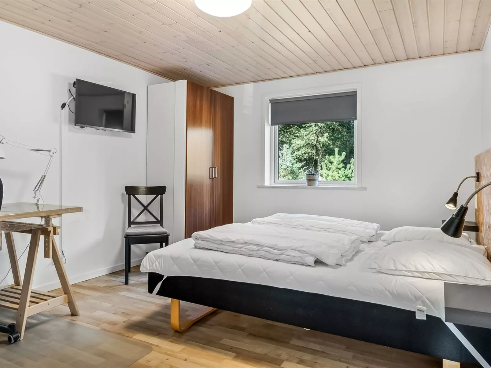 "Bjarka" - 2.9km from the sea-Drinnen