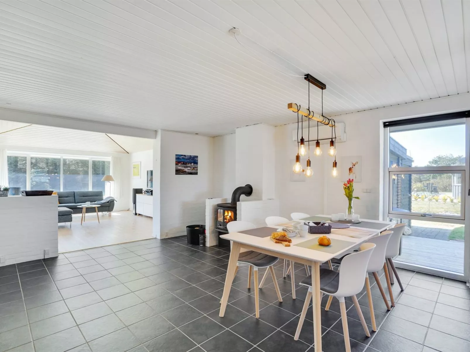 "Örjan" - 400m from the sea-Dedans