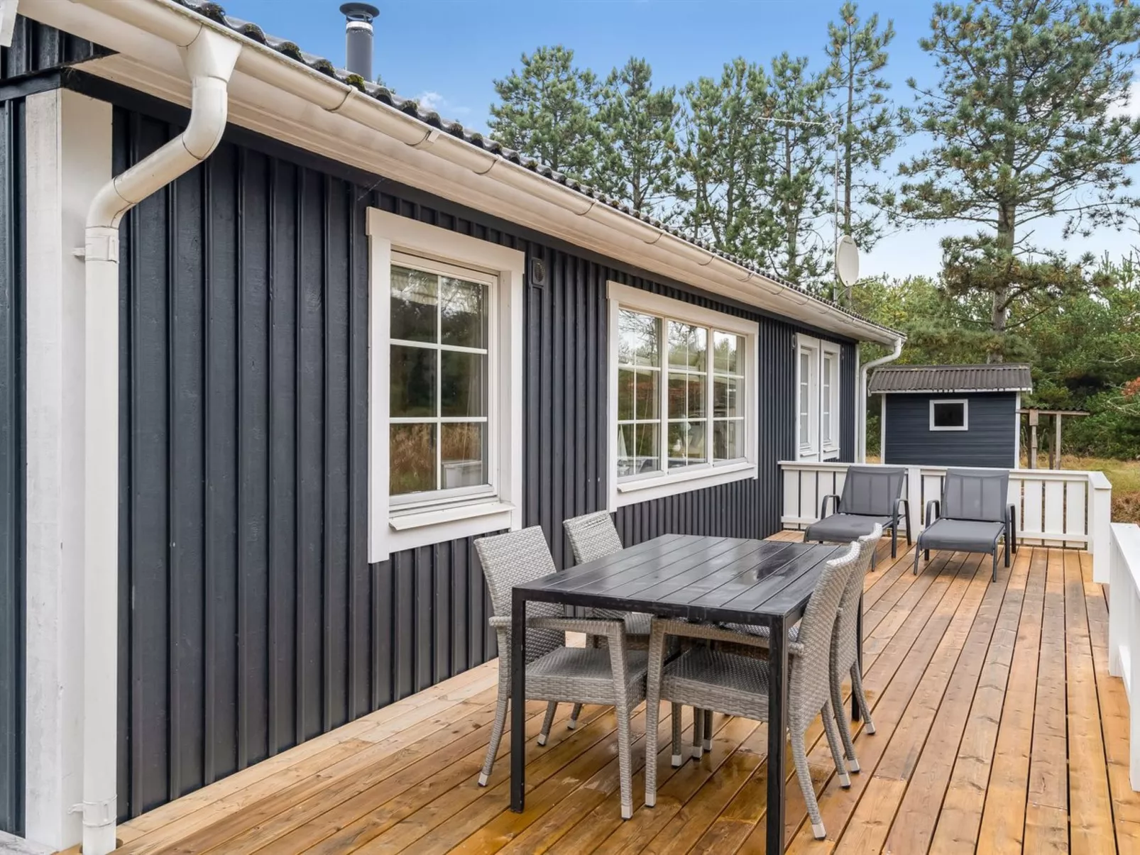 "Syrine" - 300m from the sea-Outside