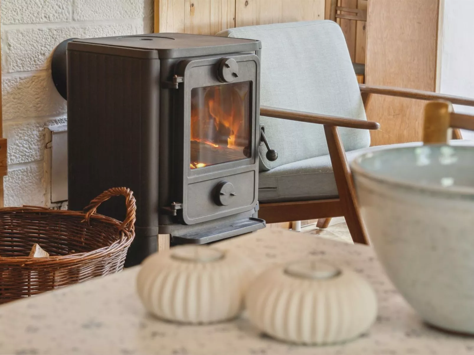 "Matta" - 800m from the sea-Drinnen