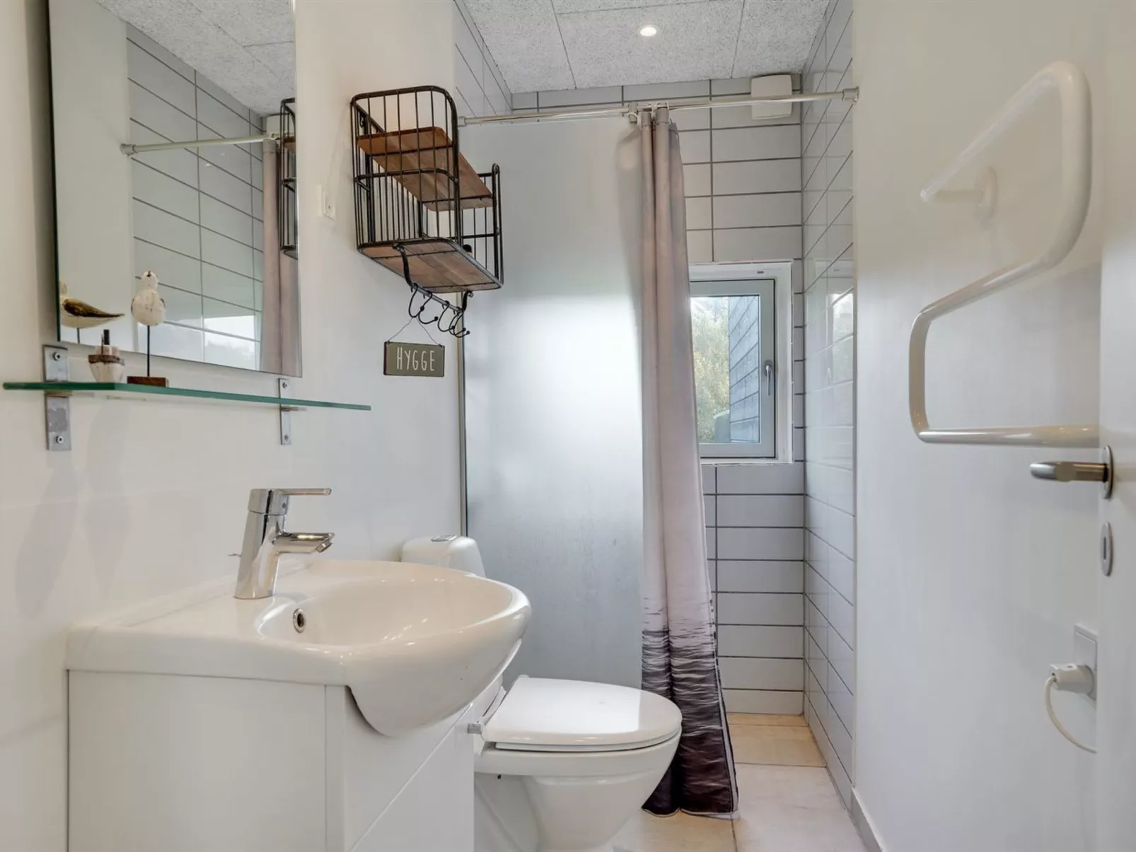 "Ellenora" - 1km from the sea-Inside