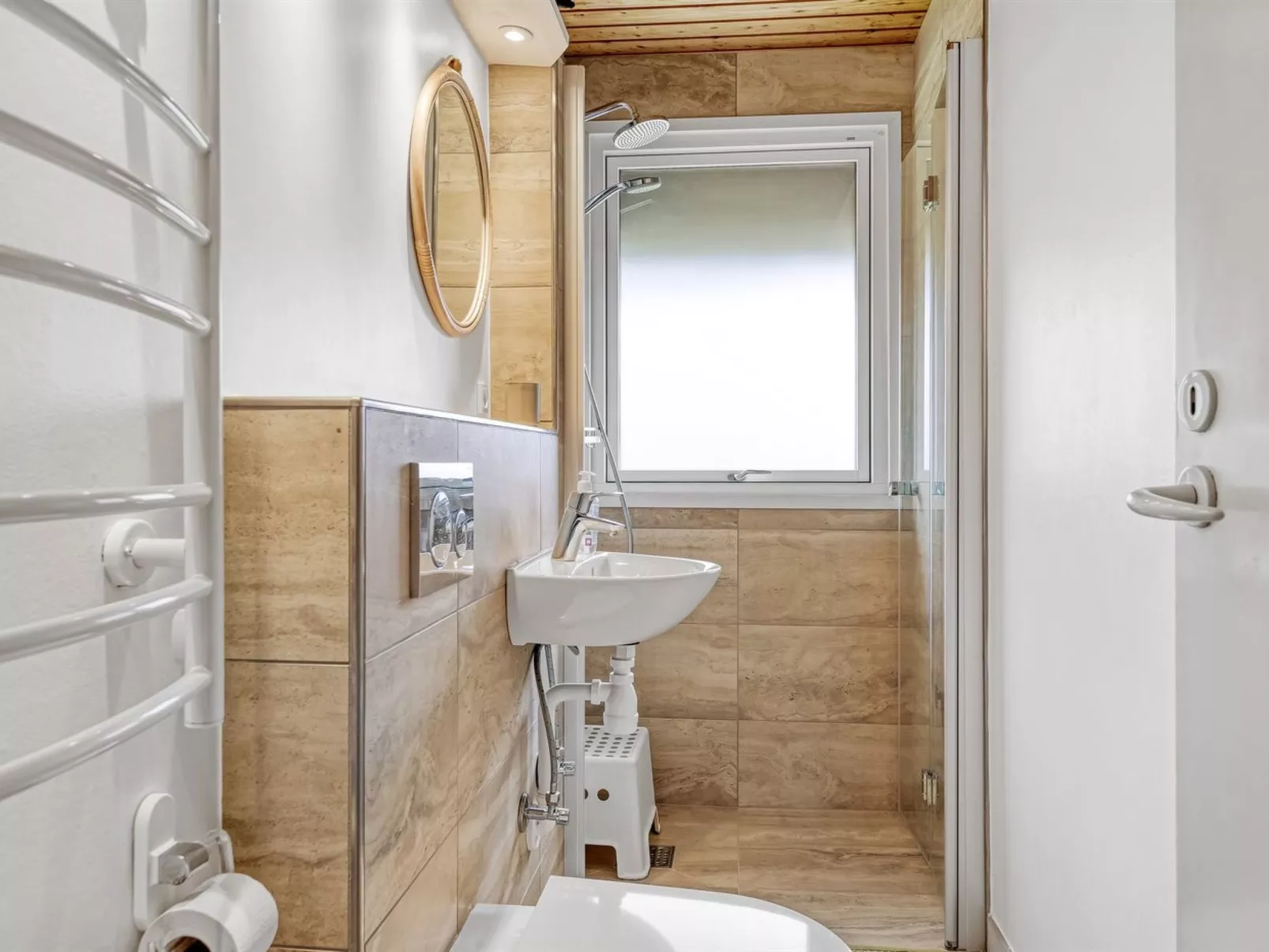 "Larsen" - 900m from the sea-Inside