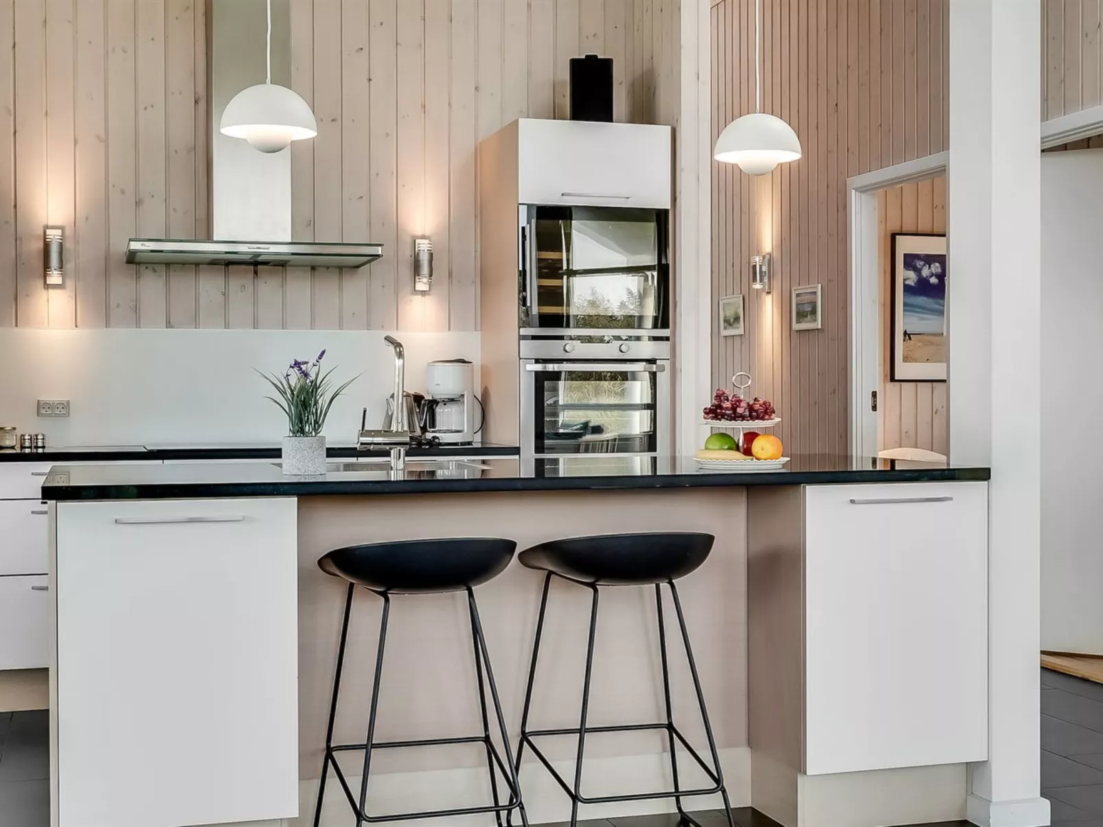 "Eskil" - 656m from the sea-Drinnen