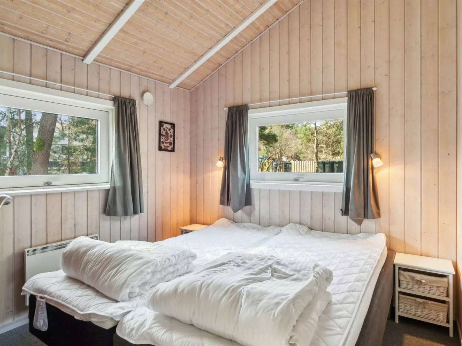 "Amola" - 1.6km from the sea-Inside