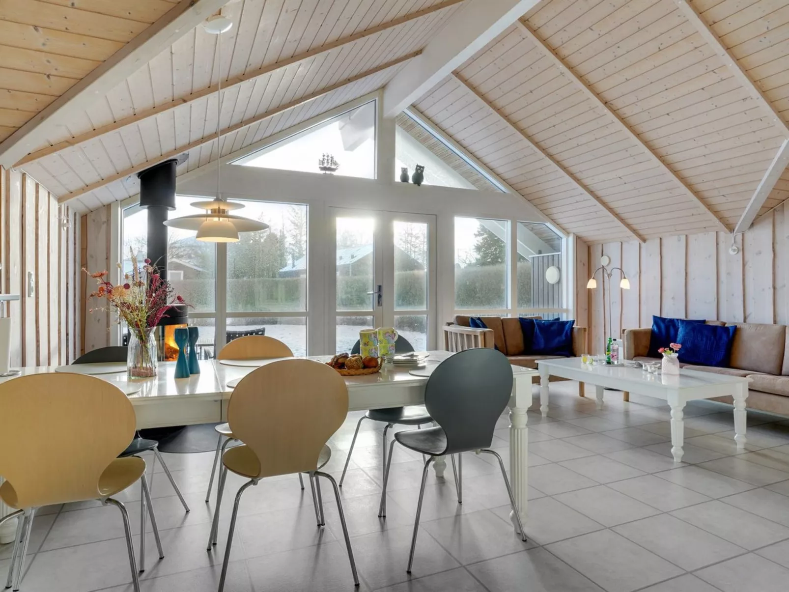 "Gertrud" -  from the sea-Drinnen