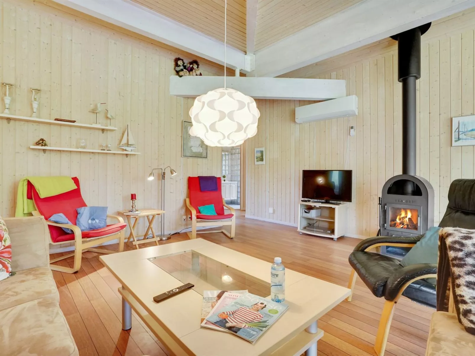 "Els" - 900m from the sea-Inside