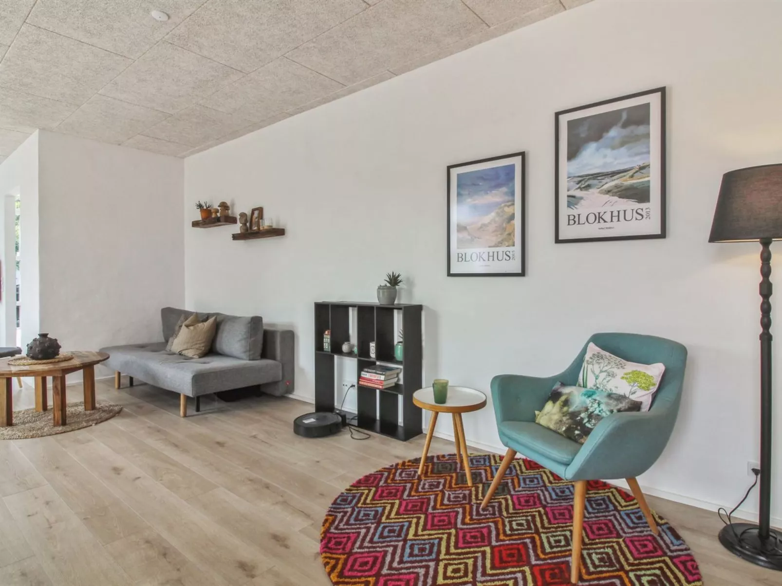 "Laulu" - 2km from the sea-Inside