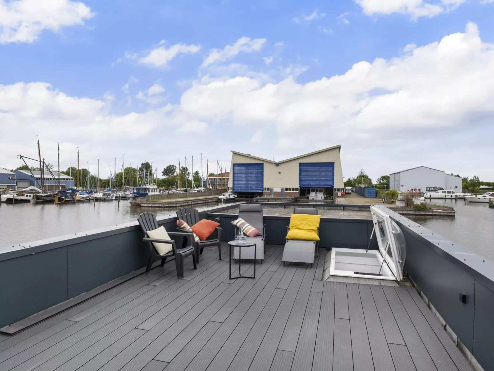 Harboursuite 2 incl. motorboot-Dehors