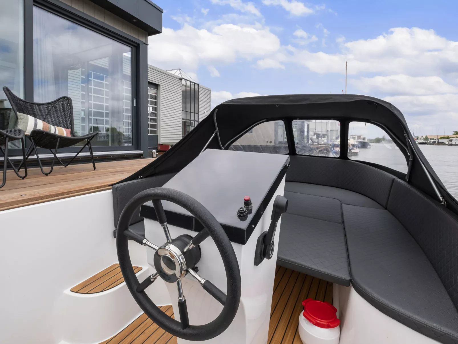 Harboursuite 2 incl. motorboot-Dehors