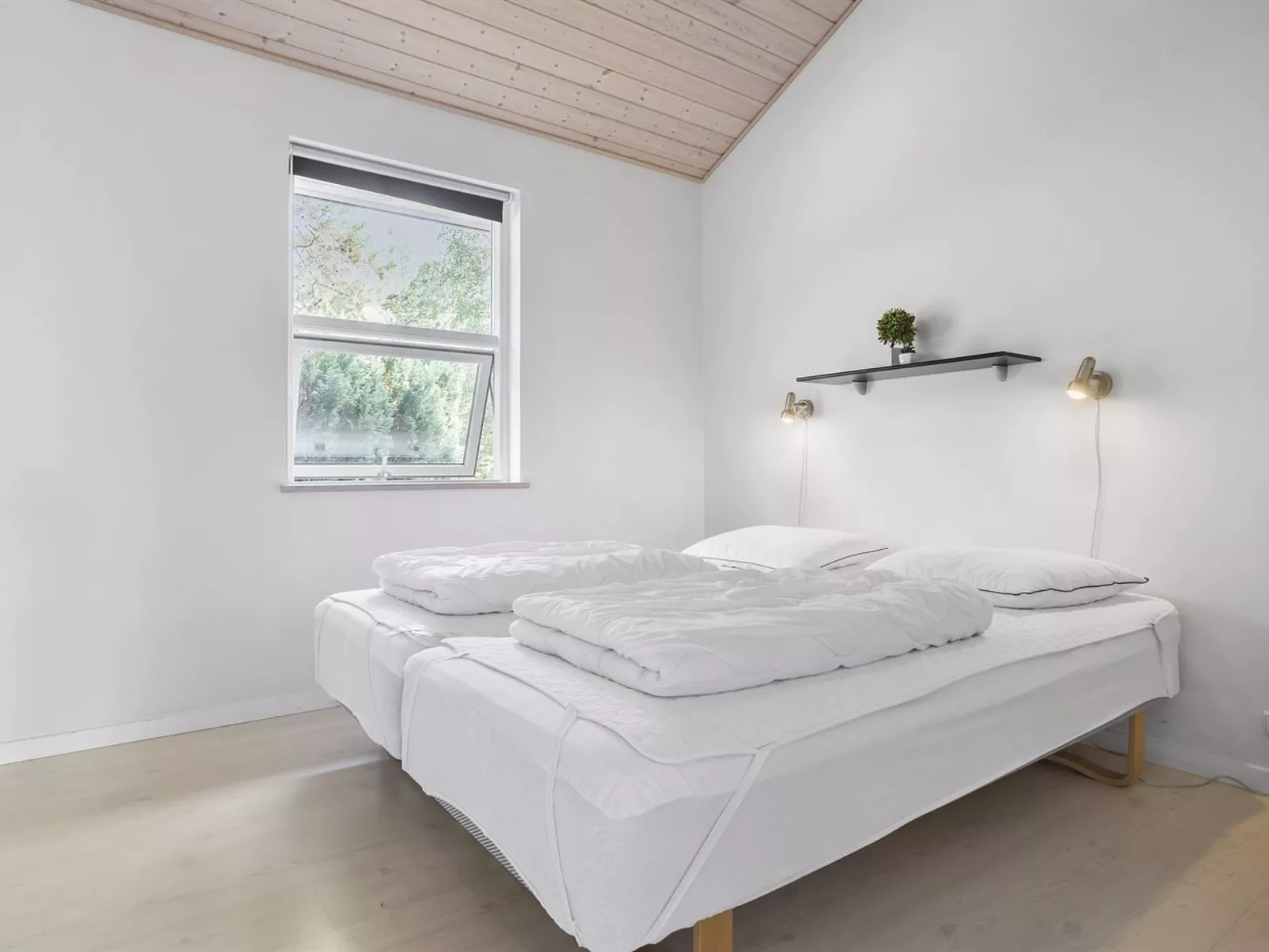 "Toa" - 600m from the sea-Dedans